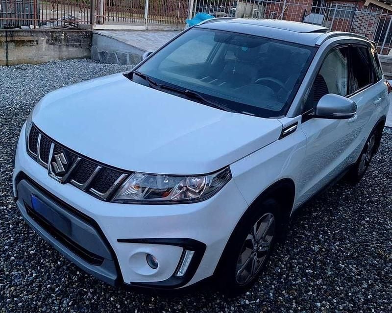Usata Suzuki Vitara 120 CV (88 kW) 2018 Bianco SUV