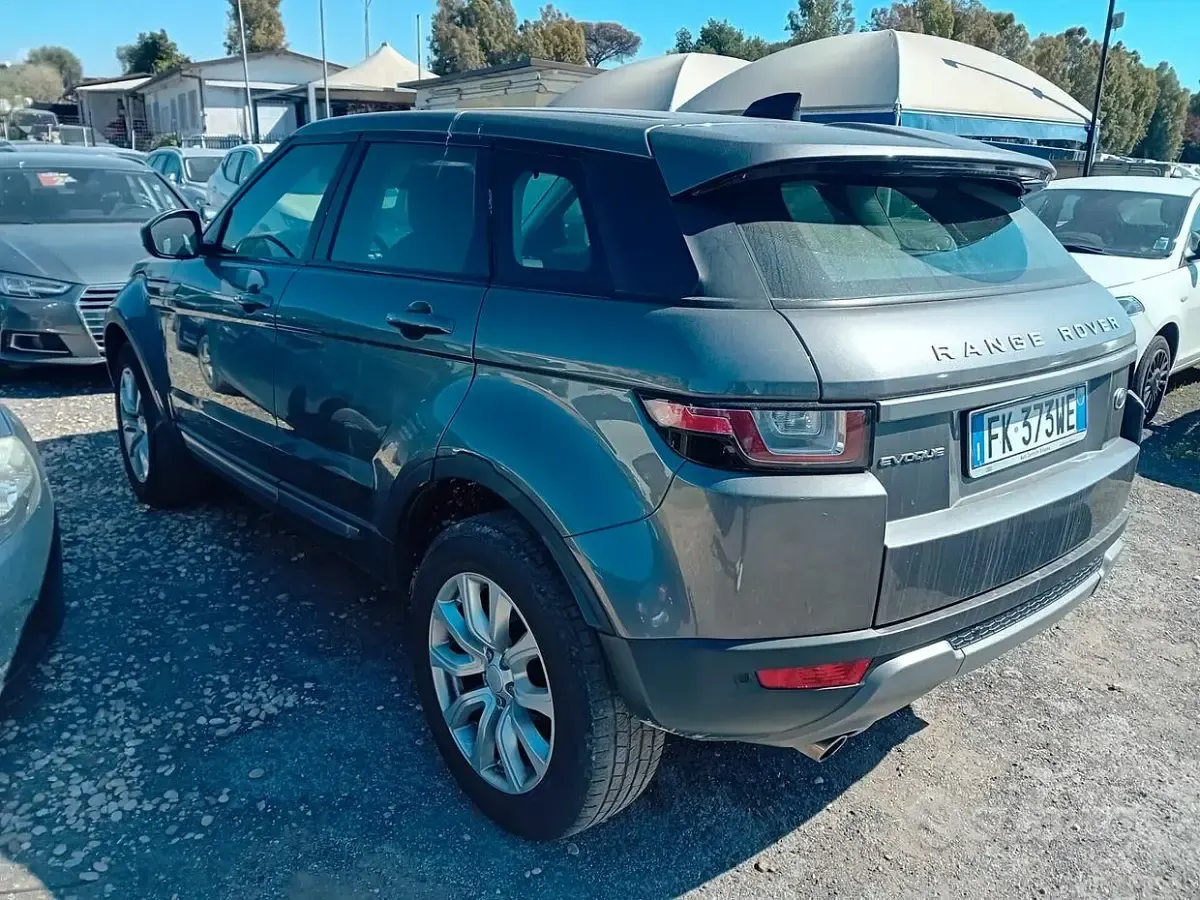 Usata Land Rover Range Rover evoque HSE 150 CV (110 kW) 2017 Grigio SUV