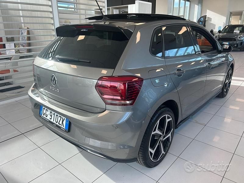 Usata VW Polo Sport 80 CV (58 kW) 2021 Grigio Berlina