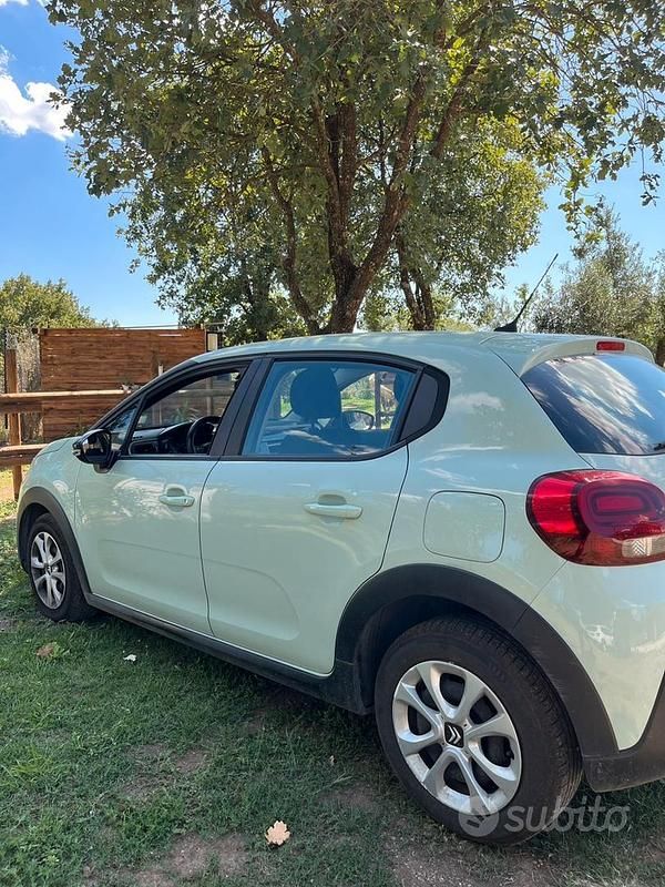 Usata Citroën C3 Feel 99 CV (72 kW) 2017 Verde Utilitaria