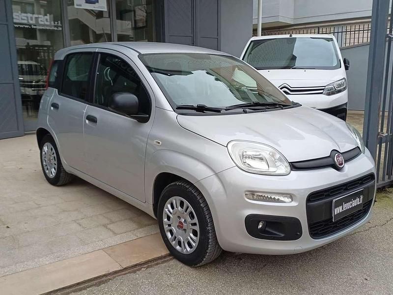 Usata Fiat Panda Easy 69 CV (50 kW) 2020 Argento Utilitaria