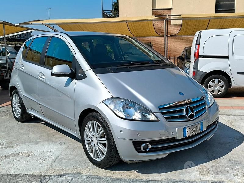 Usata Mercedes A180 Avantgarde 109 CV (80 kW) 2010 Berlina