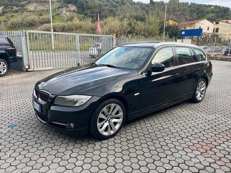 Usata 2012 BMW 320 Station wagon | 7500 € (Ottimo prezzo) - Immagine 1/4