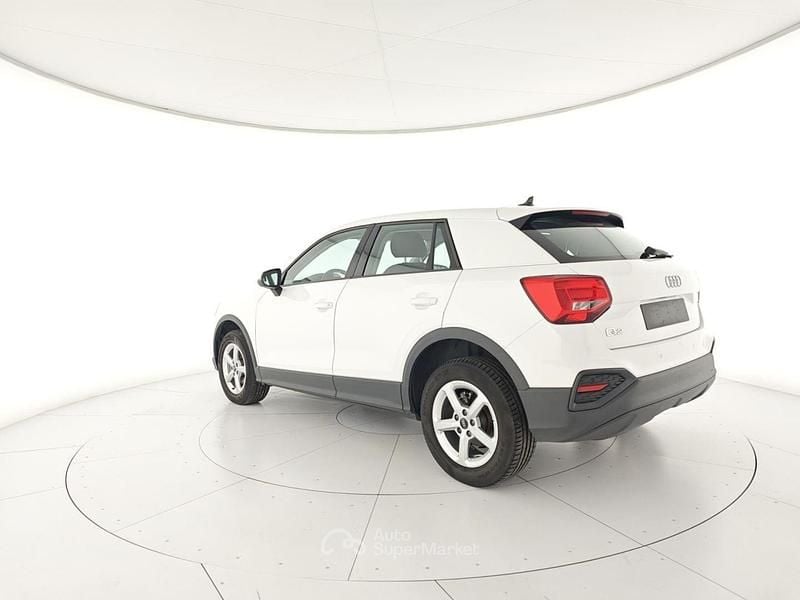 Begagnad Audi Q2 Business 116 HK (85 kW) 2023 Vit SUV
