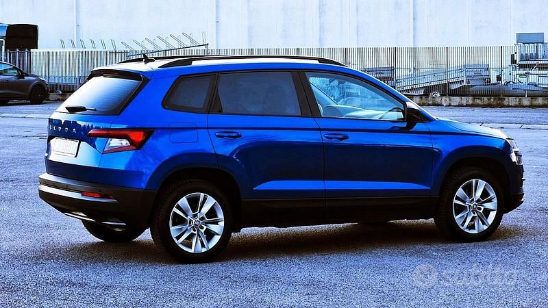 Usata Skoda Karoq Executive 116 CV (85 kW) 2020 Blu SUV