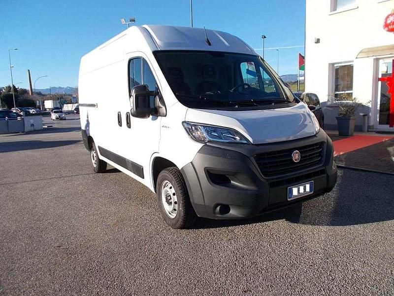 Usata Fiat Ducato 33 120 CV (88 kW) 2021 Bianco Furgone