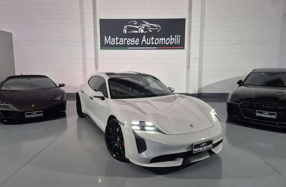 Usata Porsche Taycan GTS Sport Turismo 439 kW (598 CV) 2022 Other Berlina