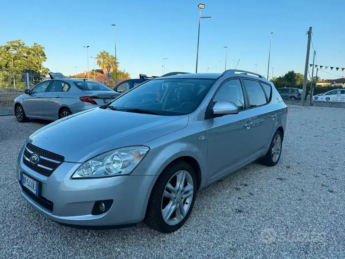 Usata Kia Ceed GT EX 90 CV (66 kW) 2008 Grigio Station wagon