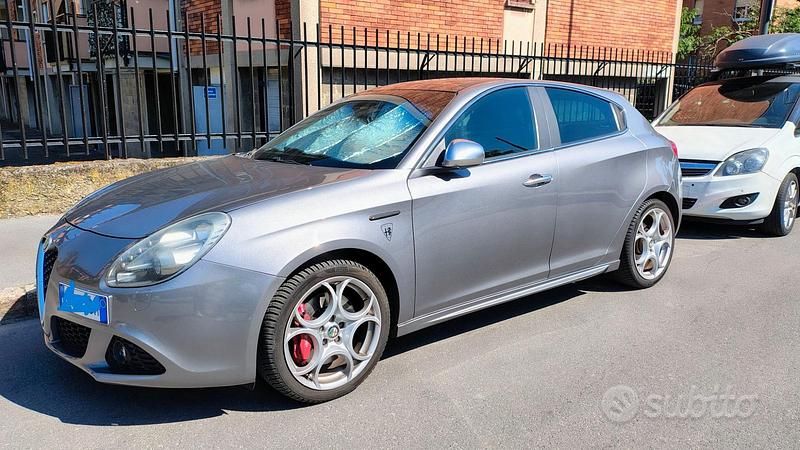 Usata Alfa Romeo Giulietta Distinctive 170 CV (125 kW) 2011 Grigio Berlina