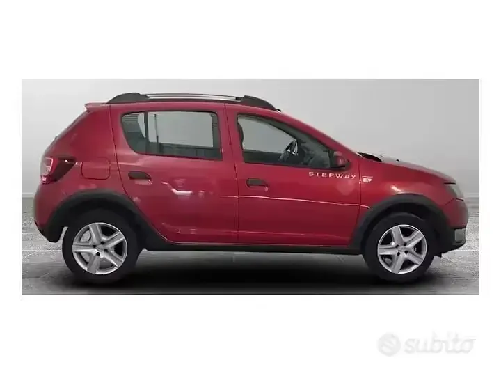 Usata Dacia Sandero Stepway 90 CV (66 kW) 2014 Nero Berlina