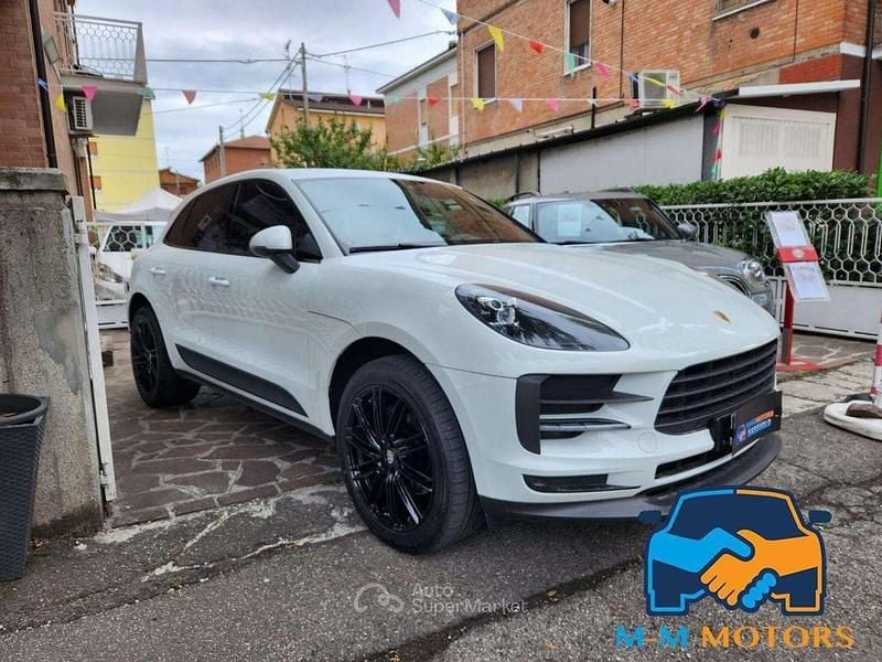 Bianco Usata 2019 Porsche Macan SUV | 46.800 € (Buon prezzo) - Immagine 1/4
