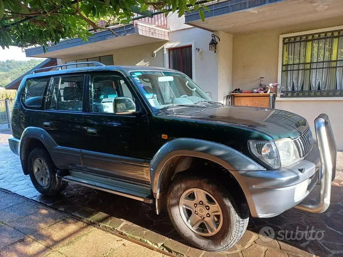 Usata Toyota Land Cruiser 2001 SUV