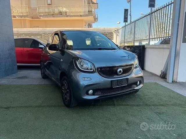 Usata Smart ForFour Prime 71 CV (52 kW) 2016 Grigio Utilitaria