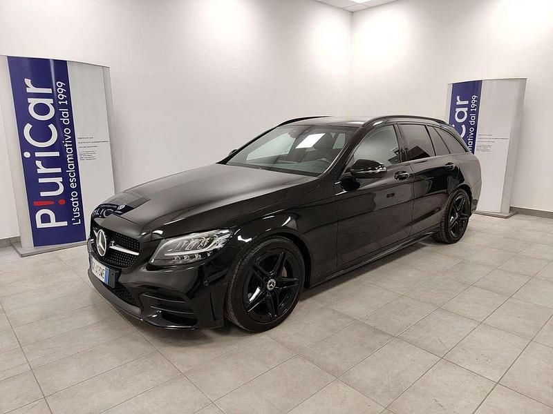 Usata Mercedes C220 AMG line 194 CV (142 kW) 2021 Nero Station wagon