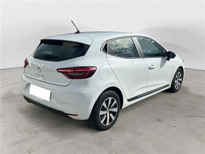 Usata Renault Clio SE 2023 Bianco Utilitaria