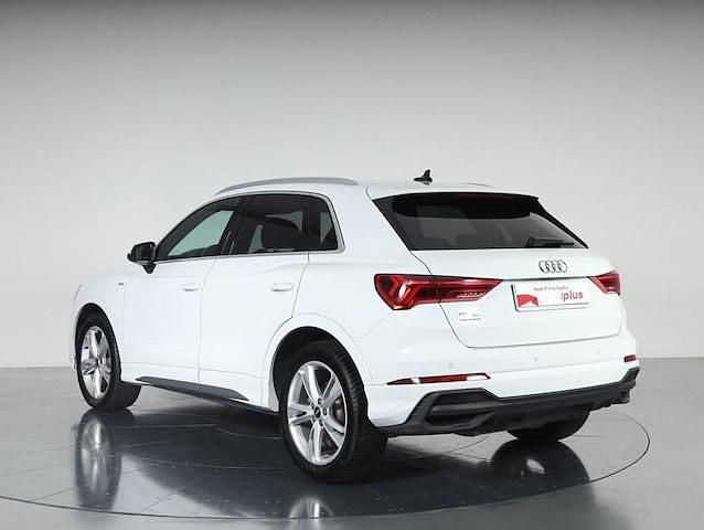 Usata Audi Q3 S-Line 150 CV (110 kW) 2024 Bianco ghiacciaio metallizzato SUV