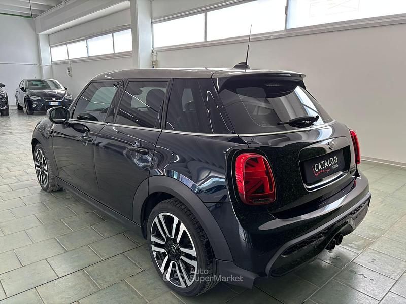 Usata Mini Cooper S Resolute Edition 178 CV (130 kW) 2023 Blu/azzurro Utilitaria