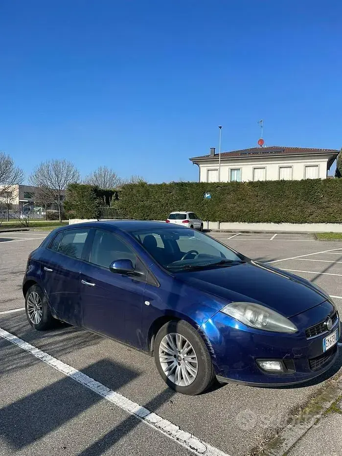 Usata Fiat Bravo 120 CV (88 kW) 2012 Utilitaria