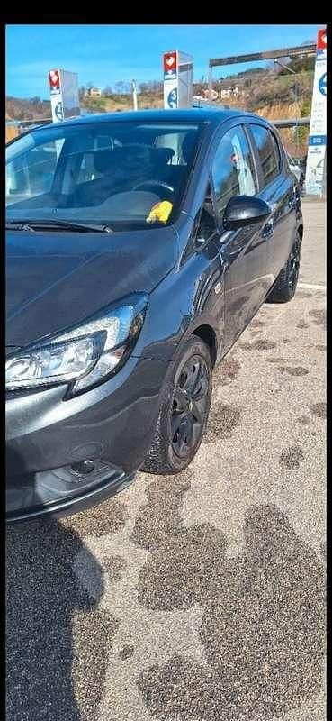 Usata 2018 Opel Corsa Edition Tre volumi | 8500 € (Ottimo prezzo) - Immagine 1/4