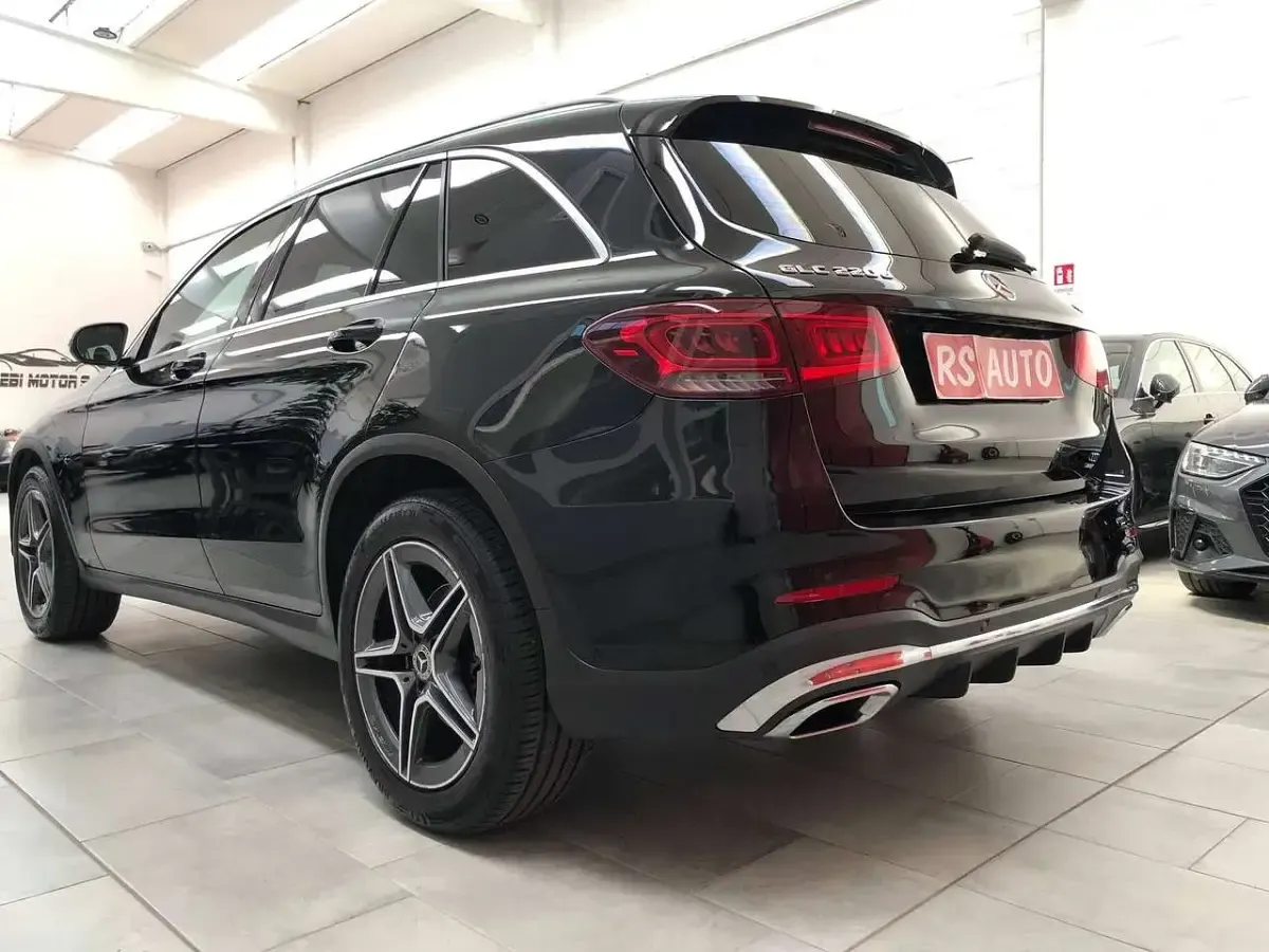 Usata Mercedes GLC220 Premium 194 CV (142 kW) 2019 Nero SUV