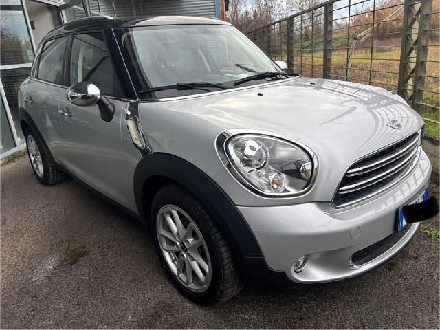 Usata Mini Park Lane Countryman 111 CV (81 kW) 2017 Argento SUV