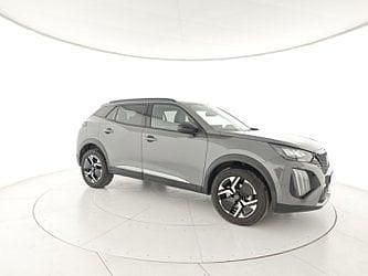 Usata Peugeot 2008 Allure 101 CV (74 kW) 2024 Argento SUV