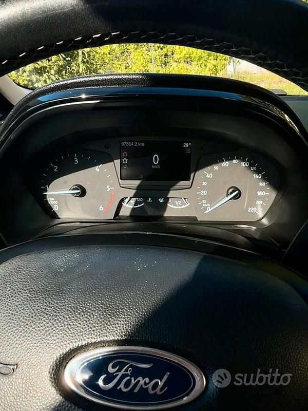 Usata Ford Fiesta Active 86 CV (63 kW) 2019 Bianco Utilitaria