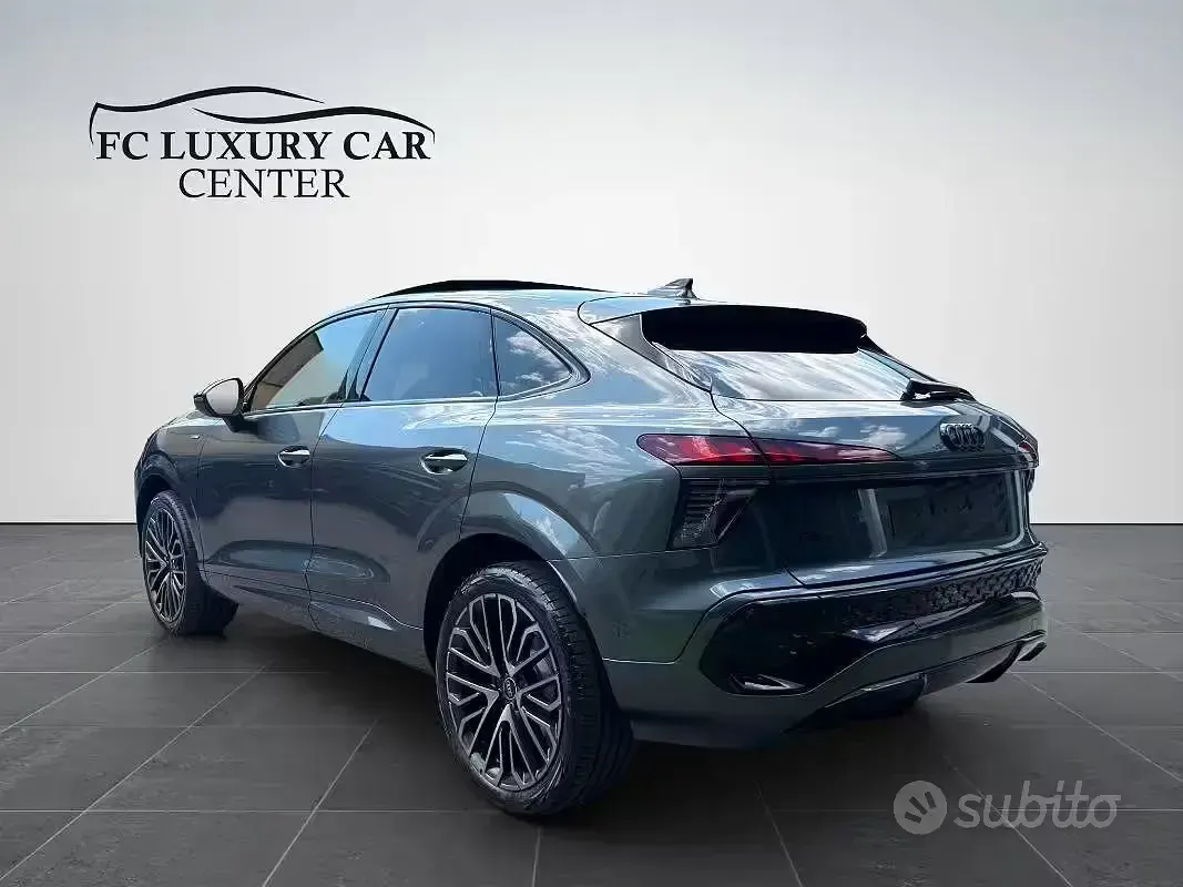 Nuova Audi Q3 Sportback S-Line 150 CV (110 kW) 2026 Grigio SUV