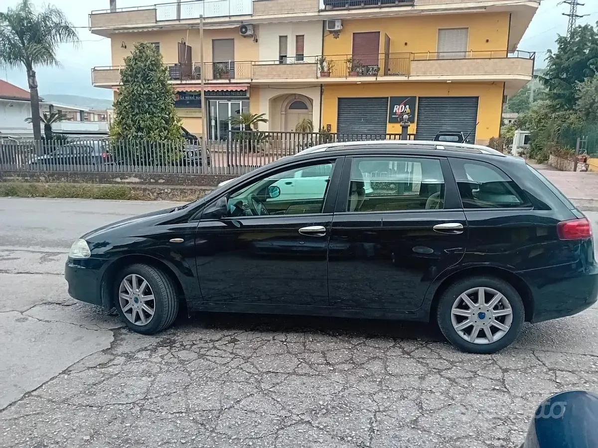 Usata Fiat Croma Active 140 CV (102 kW) 2008 Nero Station wagon