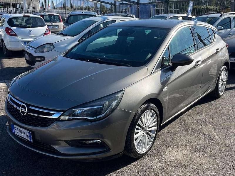 Bronzo Usata 2017 Opel Astra Innovation Berlina | 7950 € (Ottimo prezzo) - Immagine 1/4