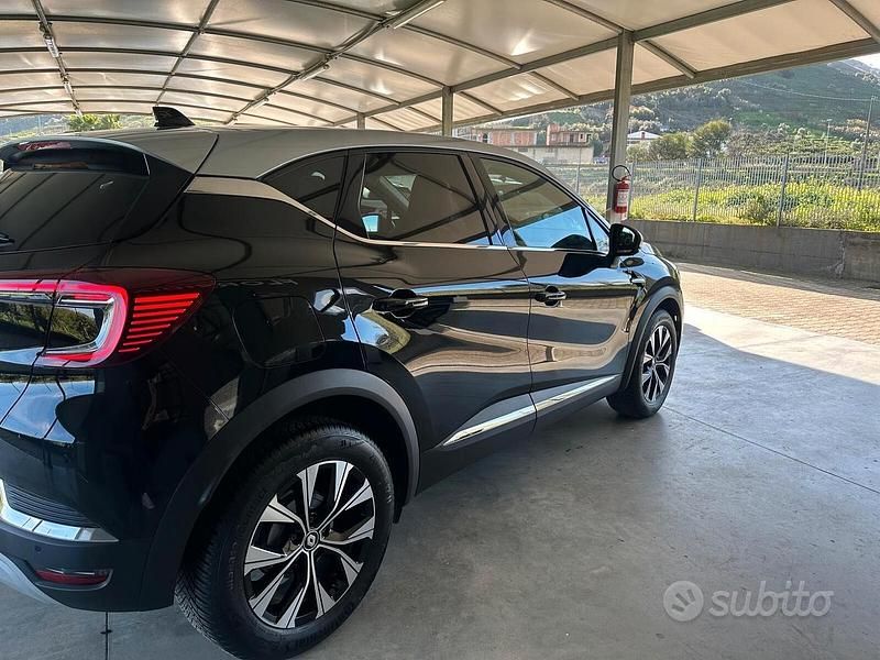 Usata Renault Captur Techno 91 CV (66 kW) 2024 Nero SUV