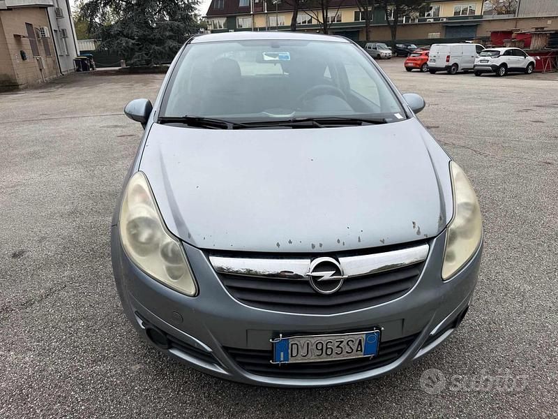 Usata Opel Corsa Sport 80 CV (58 kW) 2008 Grigio Utilitaria
