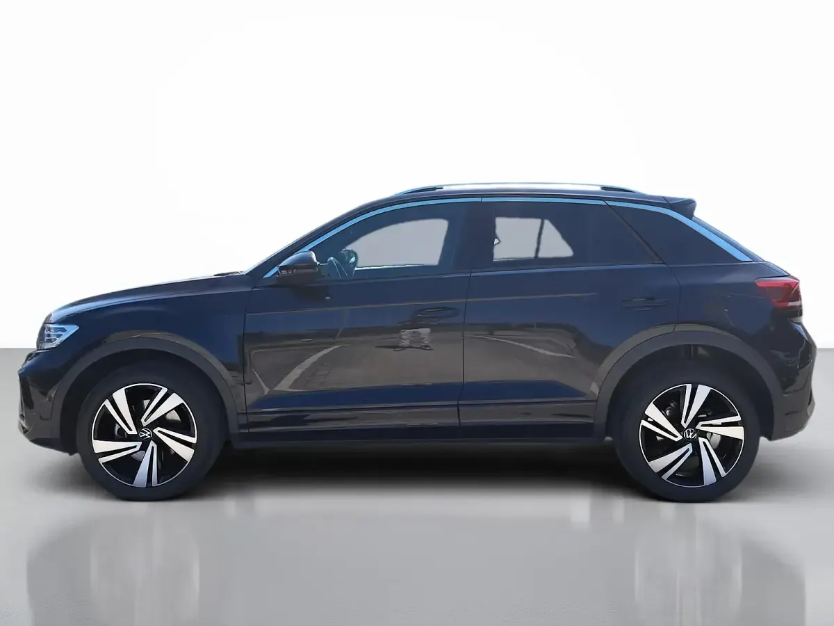 Usata VW T-Roc R-line 150 CV (110 kW) 2024 Deep black perlato SUV