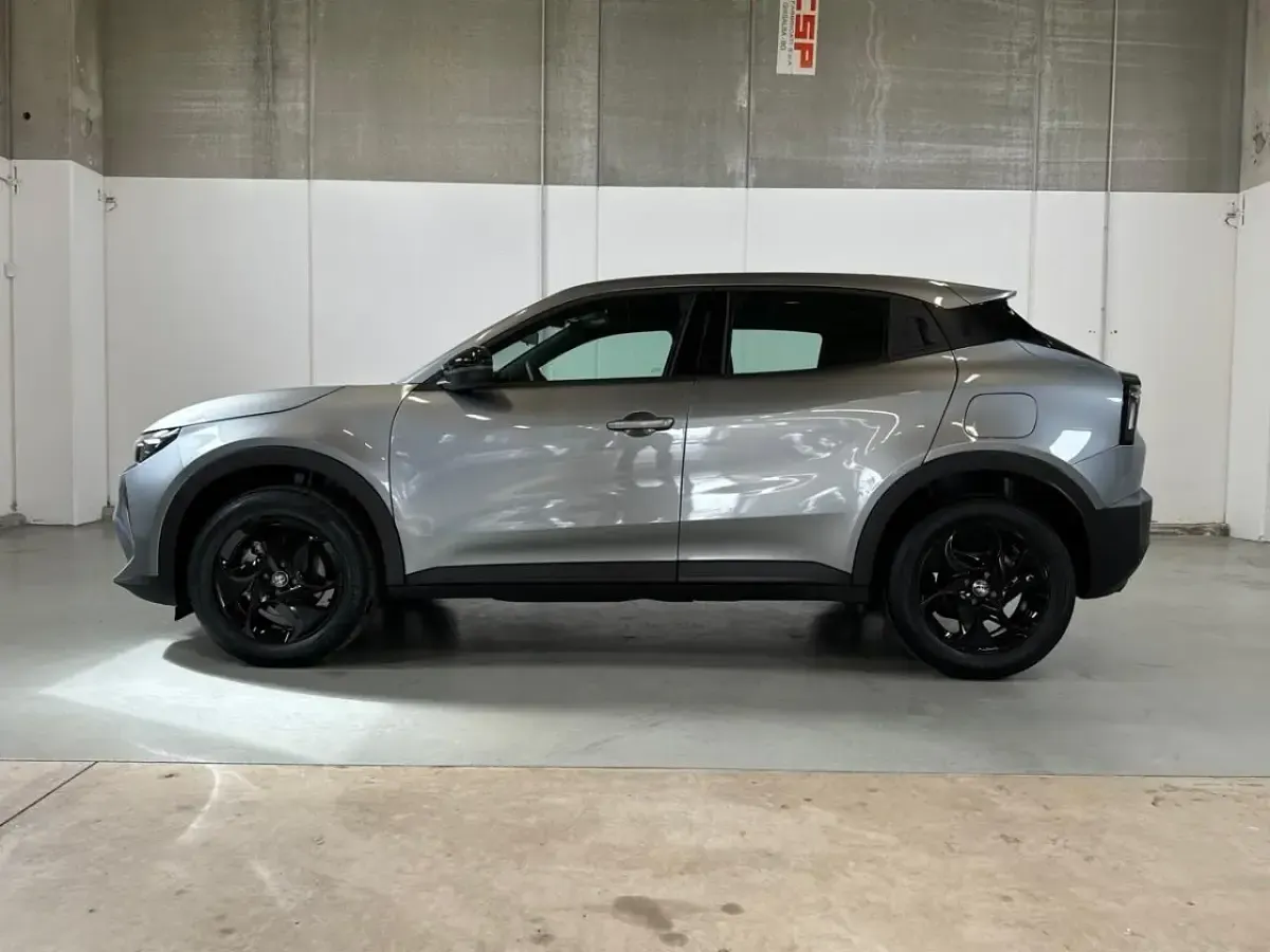 Usata Alfa Romeo GT Junior 145 CV (106 kW) 2025 Grigio Cabrio