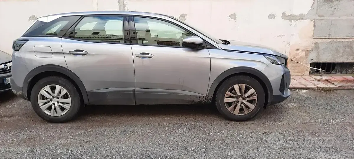 Usata Peugeot 3008 Active 131 CV (96 kW) 2021 Grigio SUV
