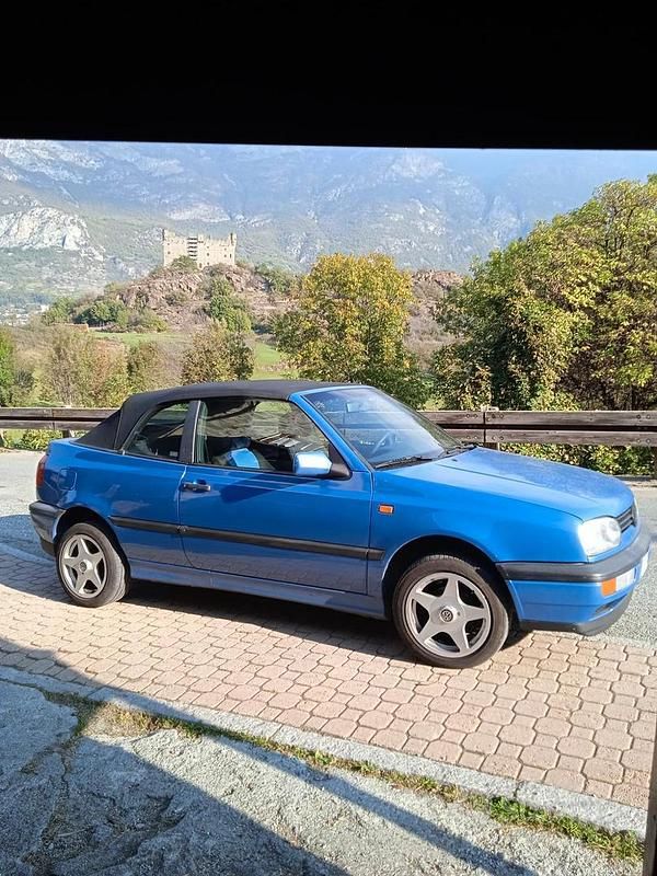Blu Usata 1994 VW Golf III Due volumi | 7000 € - Immagine 1/4