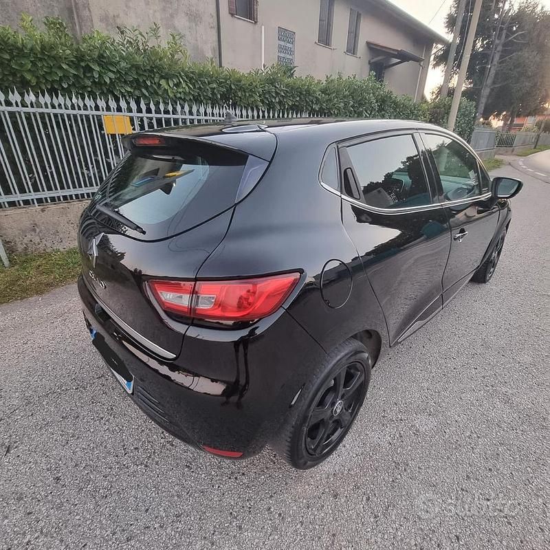 Usata Renault Clio IV 75 CV (55 kW) 2018 Nero Berlina