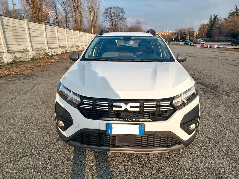 Usata Dacia Sandero Expression 101 CV (74 kW) 2023 Bianco Berlina