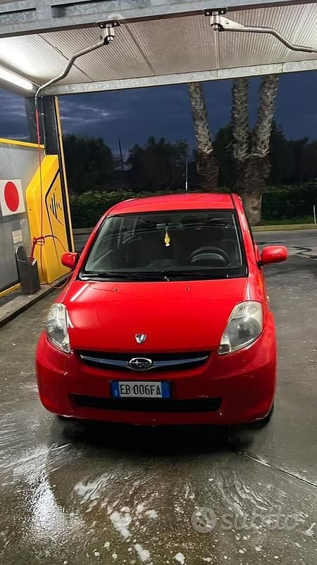 Usata Subaru Justy 69 CV (50 kW) 2011 Rosso Utilitaria