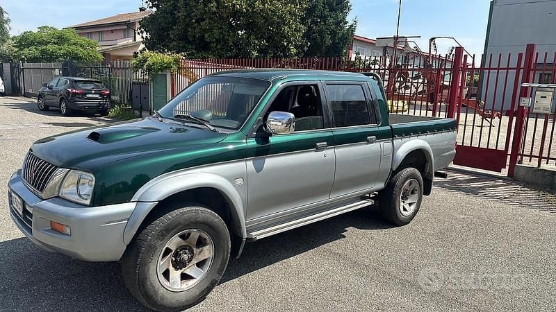 Usata Mitsubishi L200 115 CV (84 kW) 2003 Verde Pick-up