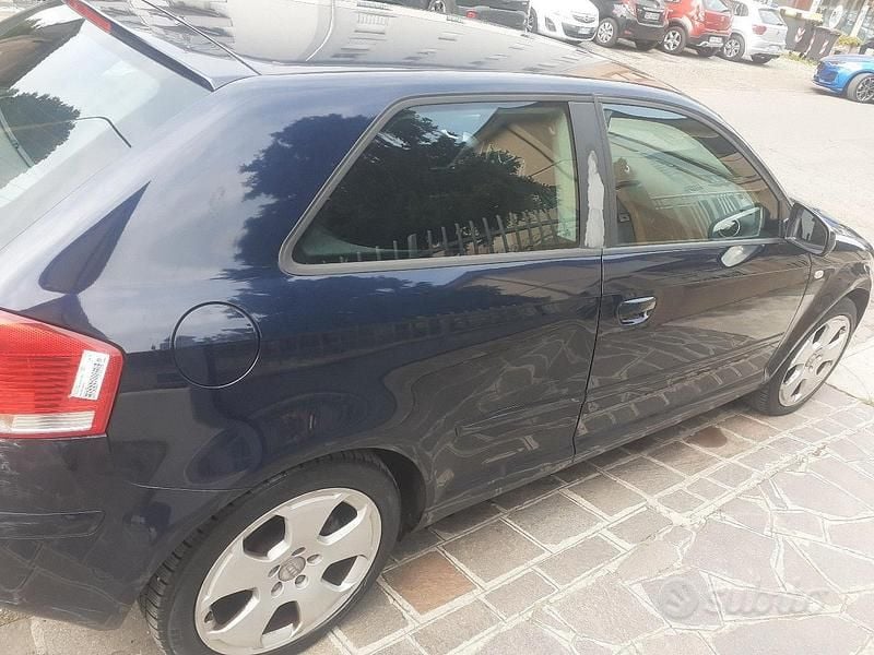 Usata Audi A3 2005 Blu Utilitaria