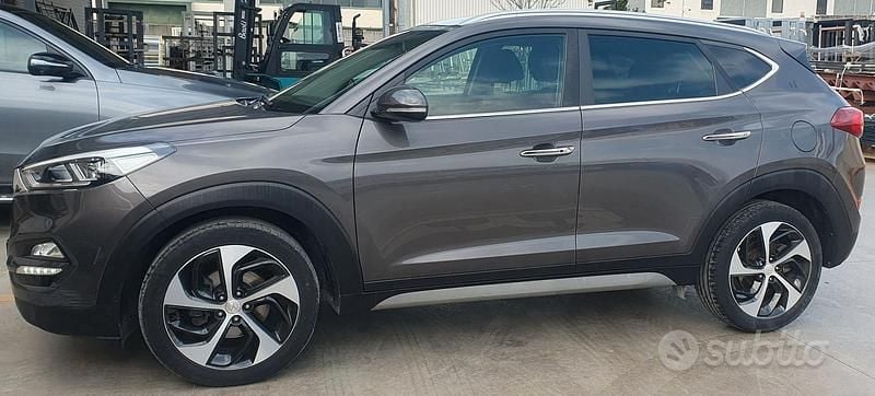 Usata Hyundai Tucson Xpossible 141 CV (103 kW) 2017 SUV