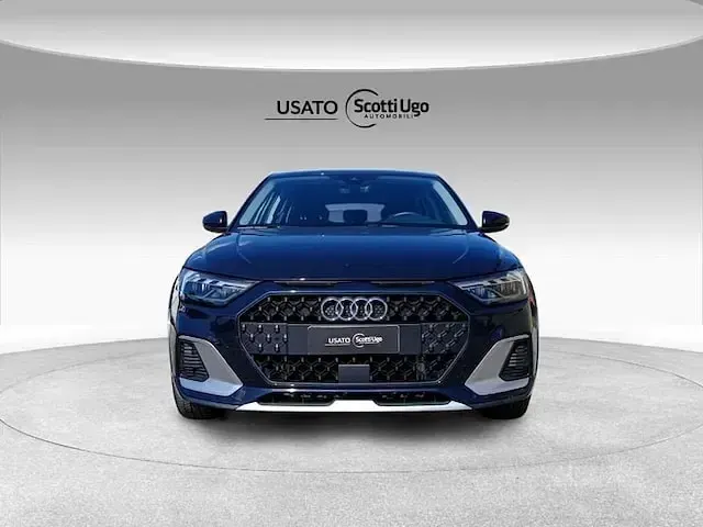 Usata Audi A1 Admired 110 CV (80 kW) 2021 5u blu firmamento metallizzato SUV