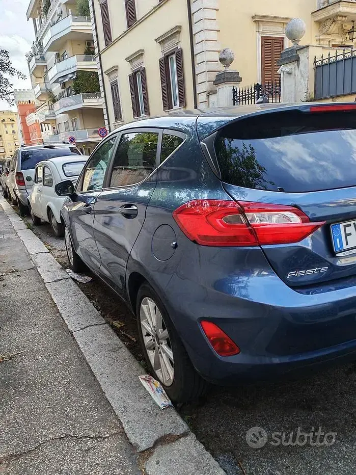 Usata Ford Fiesta 86 CV (63 kW) 2019 Blu Utilitaria