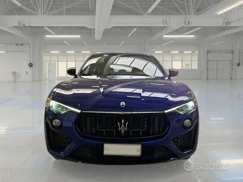 Usata Maserati Levante 430 CV (316 kW) 2022 Bluazzurro SUV