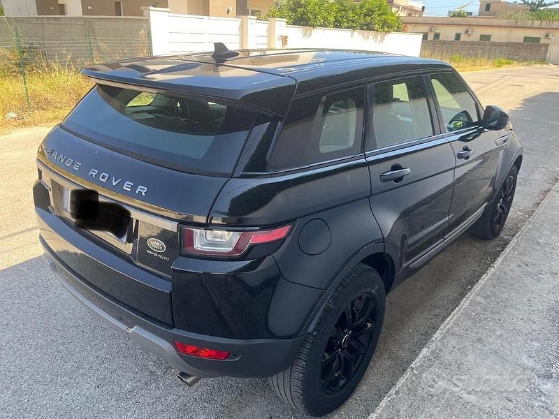 Usata Land Rover Range Rover evoque 150 CV (110 kW) 2016 Nero SUV