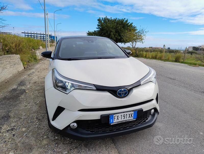 Bianco Usata 2019 Toyota C-HR Style SUV | 18.300 € (Ottimo prezzo) - Immagine 1/4