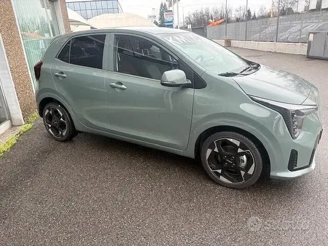 Nuova Kia Picanto Urban 68 CV (50 kW) 2026 Verde Utilitaria