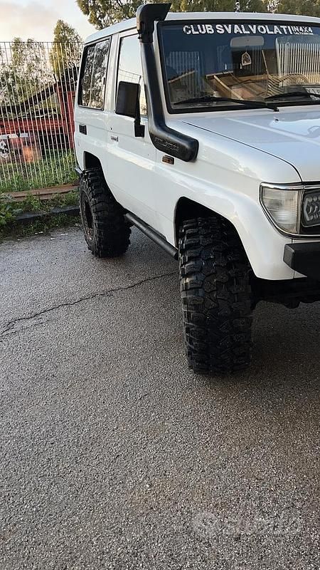 Usata Toyota Land Cruiser 1993 Bianco SUV