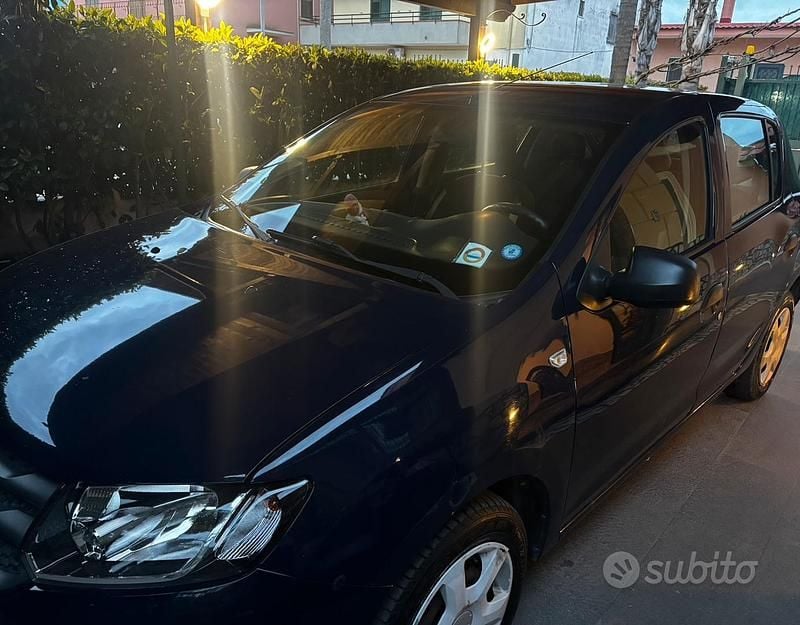 Usata Dacia Sandero 110 CV (80 kW) 2016 Blu Utilitaria